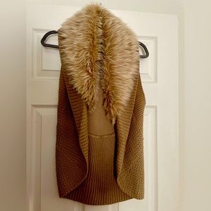 Sweater Vest with Faux Fur